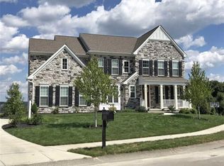 102 Whispering Heights Ln, Venetia, PA 15367