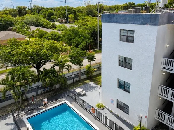 13500 NE 3rd Ct APT 416, North Miami, FL 33161