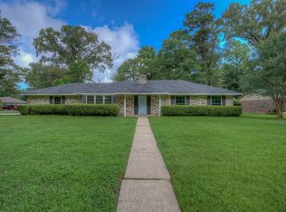 8401 Dogwood Trl, Haughton, LA 71037