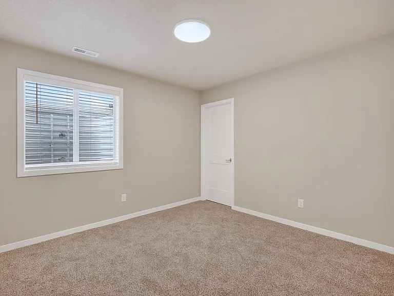 Lexington Park Townhome Rentals — Photo 42