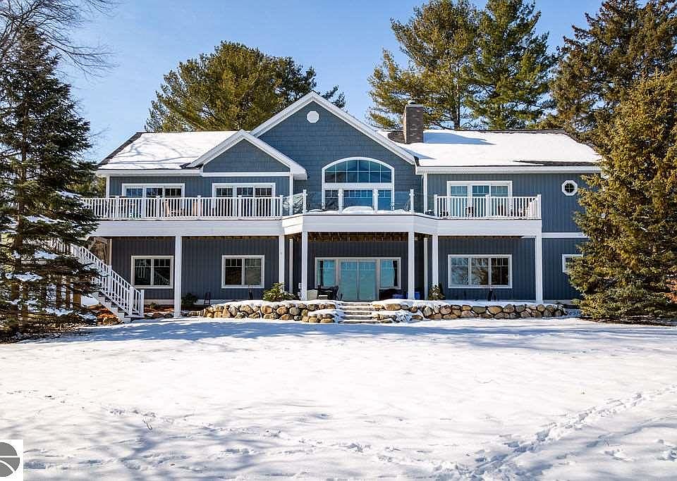 1st image of 10581 SW Torch Lake Dr