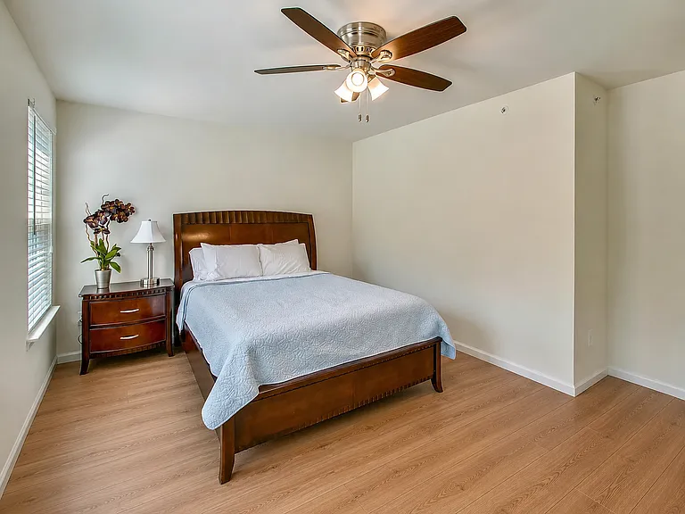 2216 Potomac River Blvd — Photo 39