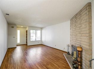 8616 La Riviera Dr #8616, Sacramento, CA