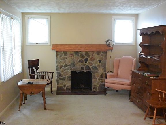 5th image of 538 Loomis Ave