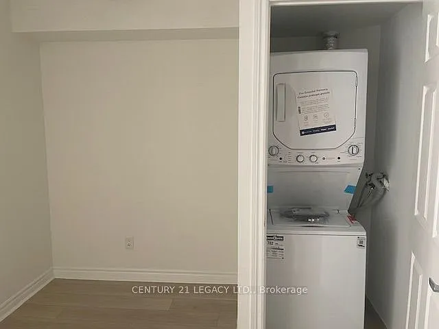 3880 Duke Of York Blvd #1608 — Photo 25