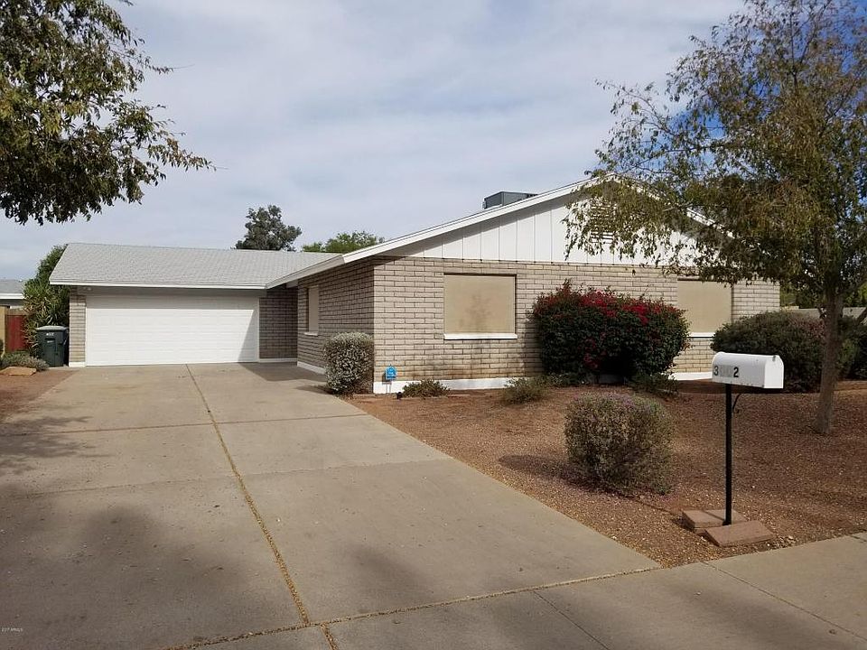 1st image of 3002 W Evans Dr