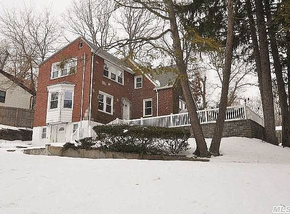 3rd image of 30 Maryland St