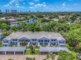 853 Tanbark Dr APT 105, Naples, FL 34108