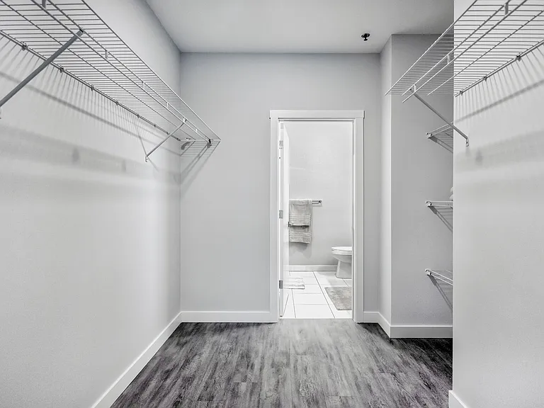 1590 Warde Ave — Photo 16