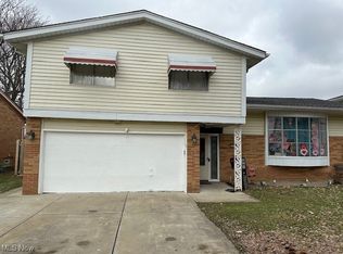 11274 Lafayette Dr, Parma Heights, OH
