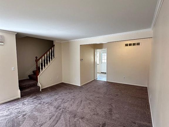 3rd image of 4813 Mansfield Ave