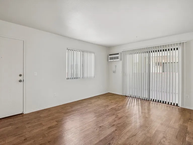 Kimberly Terrace — Photo 15
