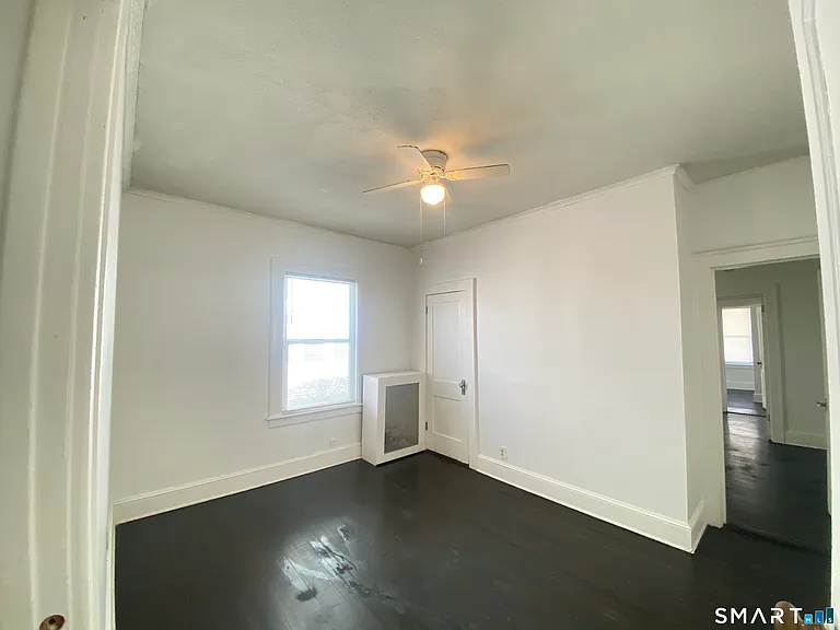 54-56 Westbourne Pkwy #1 — Photo 14
