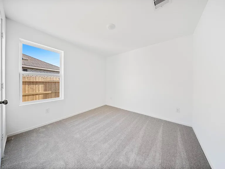 26651 Pampas Grass Ln — Photo 5