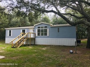 158 Cue Lake Dr, Hawthorne, FL 32640