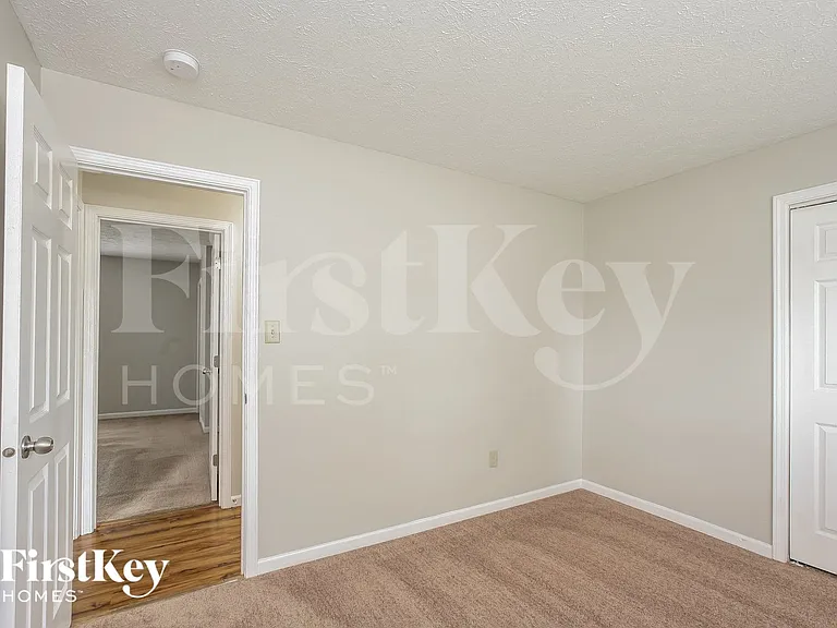 8522 Summertree Ln — Photo 11