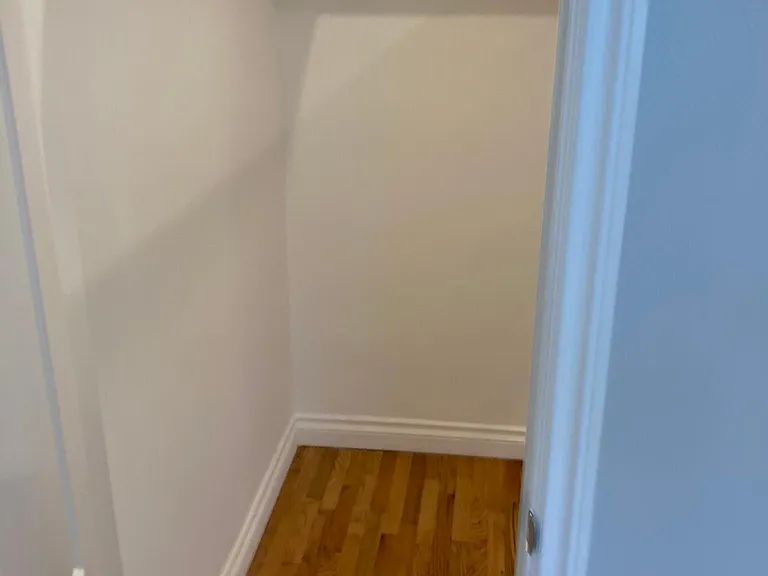 1926 S Shenandoah St #7 — Photo 16