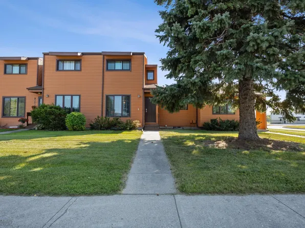 2203 4th Ave S, Moorhead, MN 56560