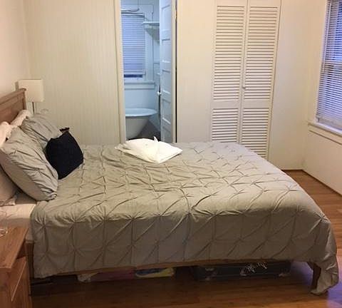 4th image of 634 De La Vina St