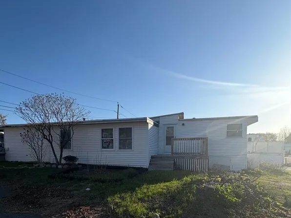 685 Broadway Trailer 34, Malden, MA 02148