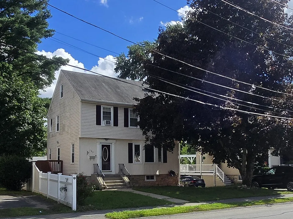 162 June St