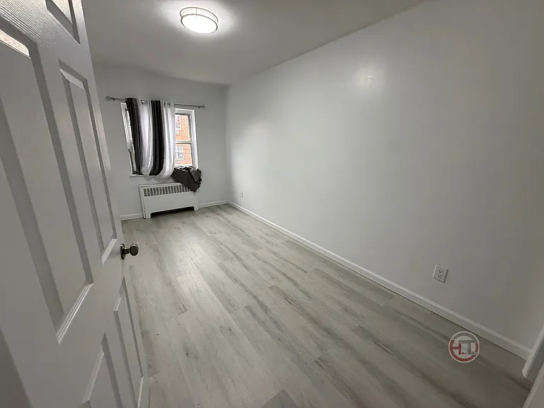 2031 Haviland Ave #2 — Photo 5