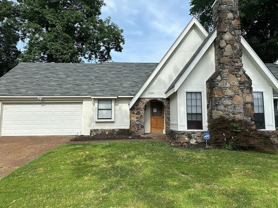 1st image of 2350 E Lake Oaks Dr