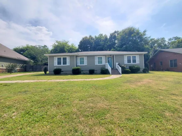 107 Hillcrest Loop, Enterprise, AL 36330