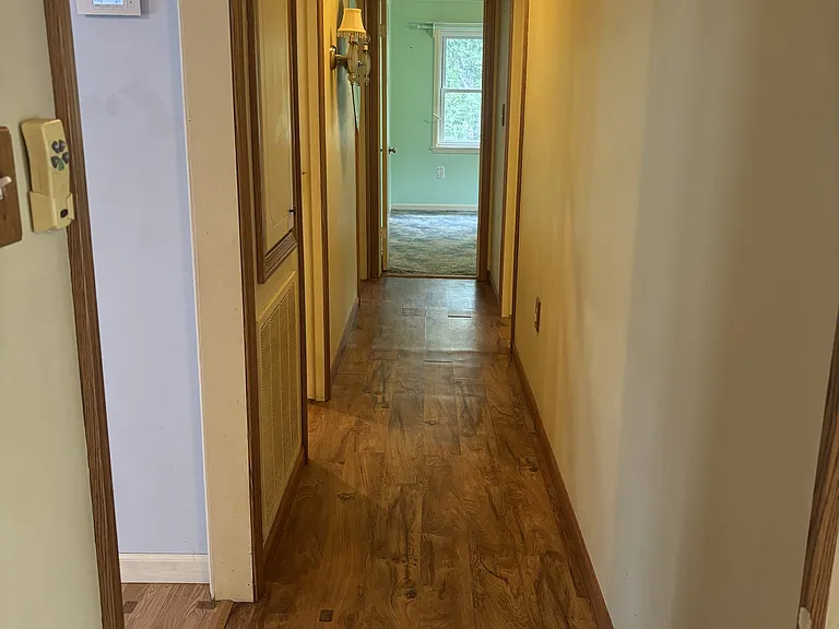 137 N Elizabeth St — Photo 8