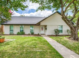 614 Bradfield Dr, Garland, TX 75042