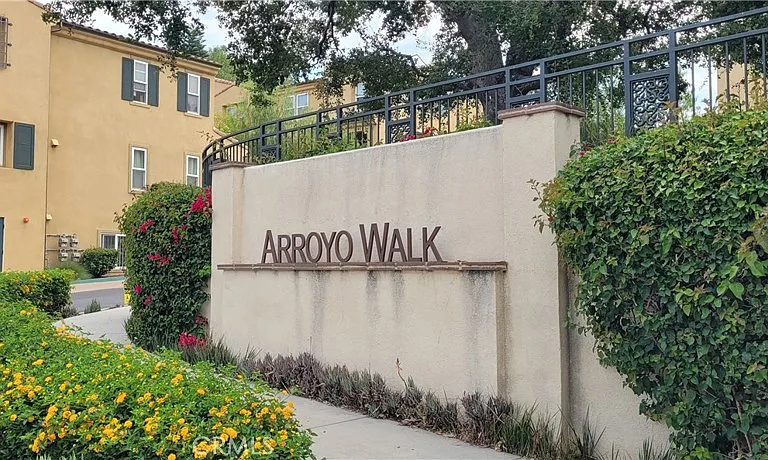 278 S Arroyo Dr #D — Photo 1