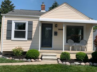 3885 21st St, Wyandotte, MI 48192