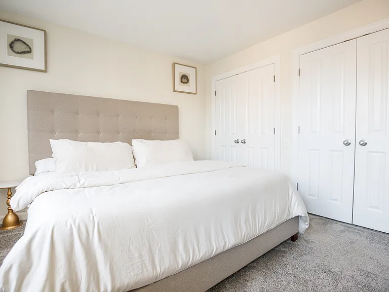 2451 N Clybourn Ave #8 — Photo 16
