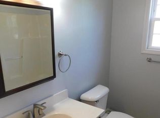 413 Highway 172, Hubert, NC 28539