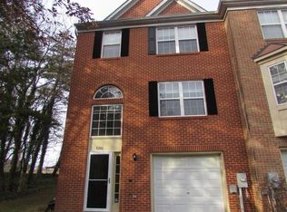 8200 Dellwood Ct, Lanham, MD 20706