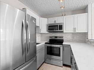 228 Camden J, West Palm Beach, FL 33417