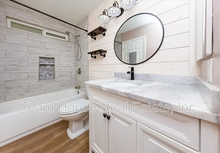 27725 Wakefield Rd — Photo 16