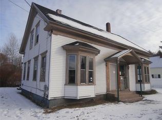 10-12 Wadleigh St, Parsonsfield, ME 04047