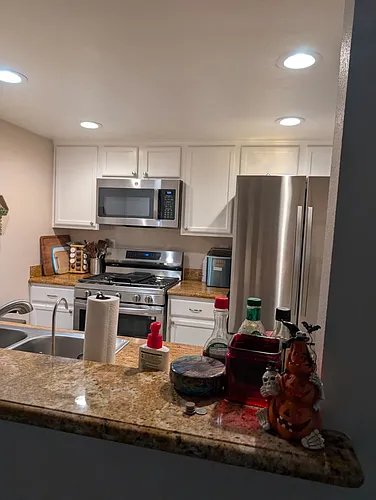1110 W Blaine St #101 Photo 1