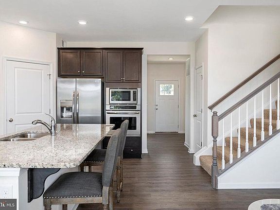 3rd image of 105 Marianne Pl Lot 84