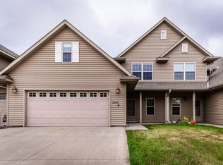 2406 Eagle Ridge Dr, Marshalltown, IA 50158