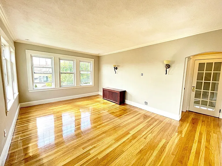15 Puritan Rd — Photo 9