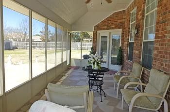 5th image of 108 Doc Holliday Dr