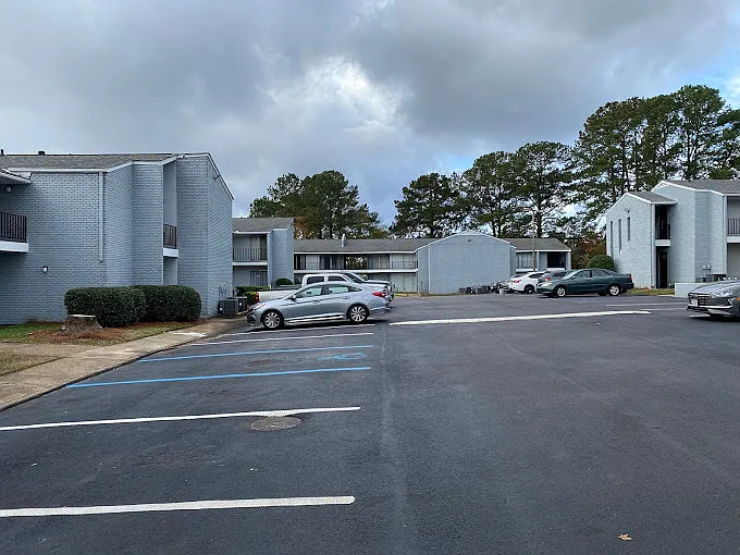 225 W McDowell Rd — Photo 24
