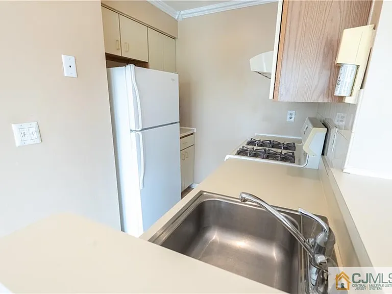 336 Cozzens Ct — Photo 31