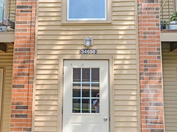 34650 Clarkson Dr W APT 47, Fraser, MI 48026