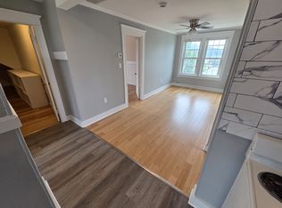 1229 Mendon Rd FLOOR 3, Woonsocket, RI 02895
