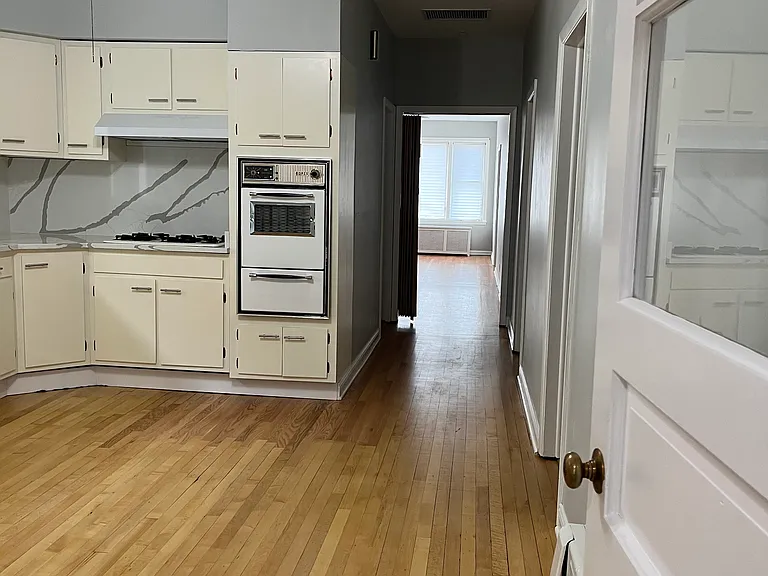 5011 S Tripp Ave — Photo 4