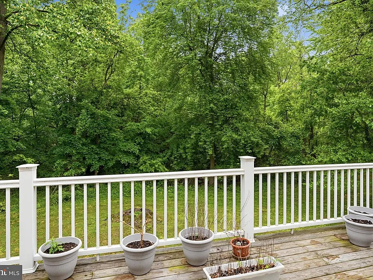 1316 Heller Dr — Photo 67