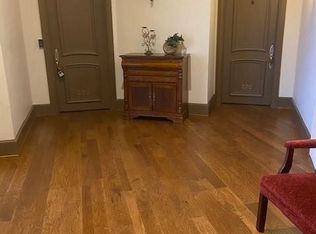 601 E 1st St APT 210, Fort Worth, TX 76102